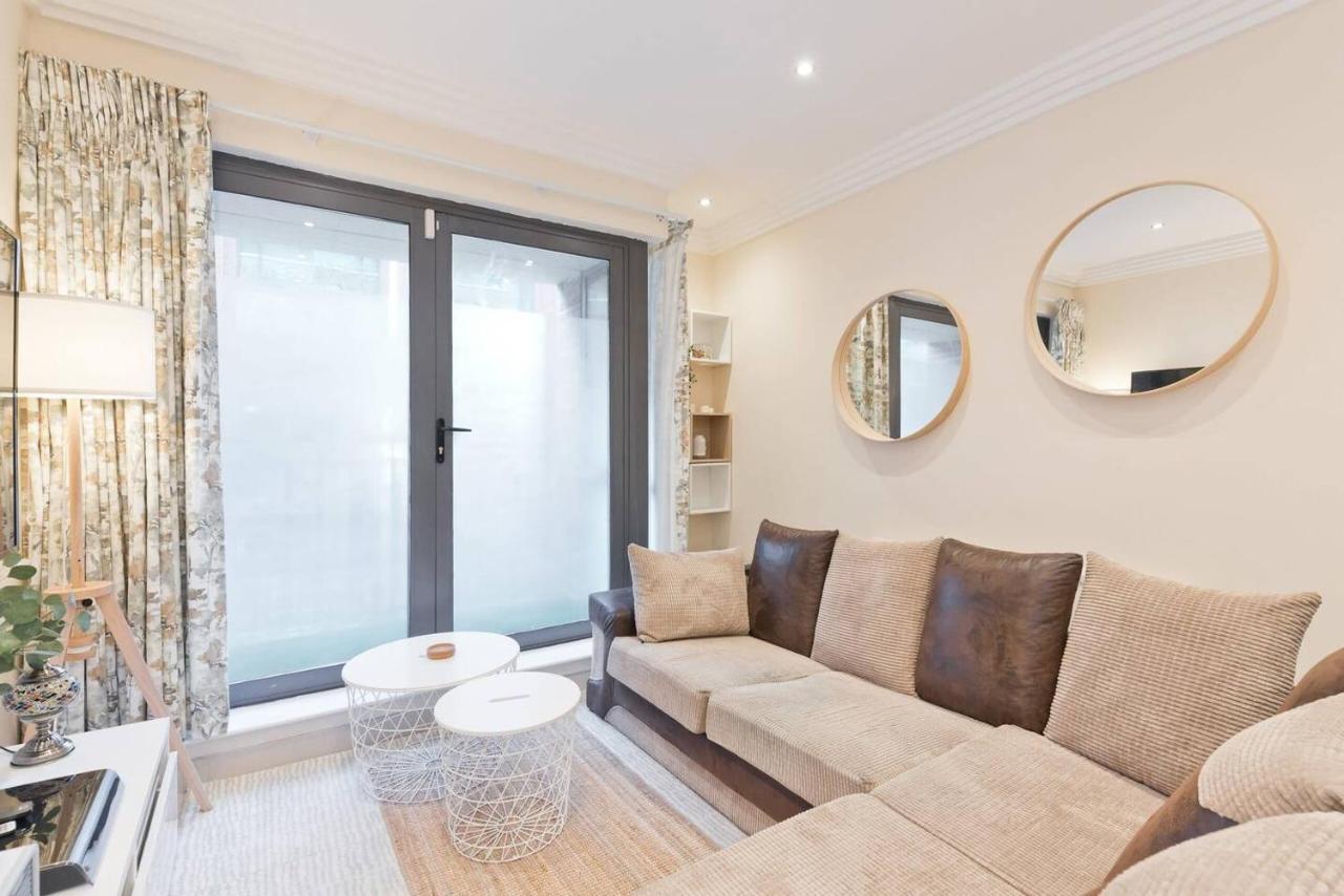 Captivating 2-Bed Apartment In Dublin 1 Exterior photo